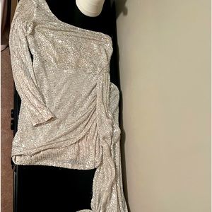 Windsor homecoming dress, size large